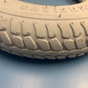 TYRE SUIT ROCKY 6 F/FREE 300 X 8 GREY